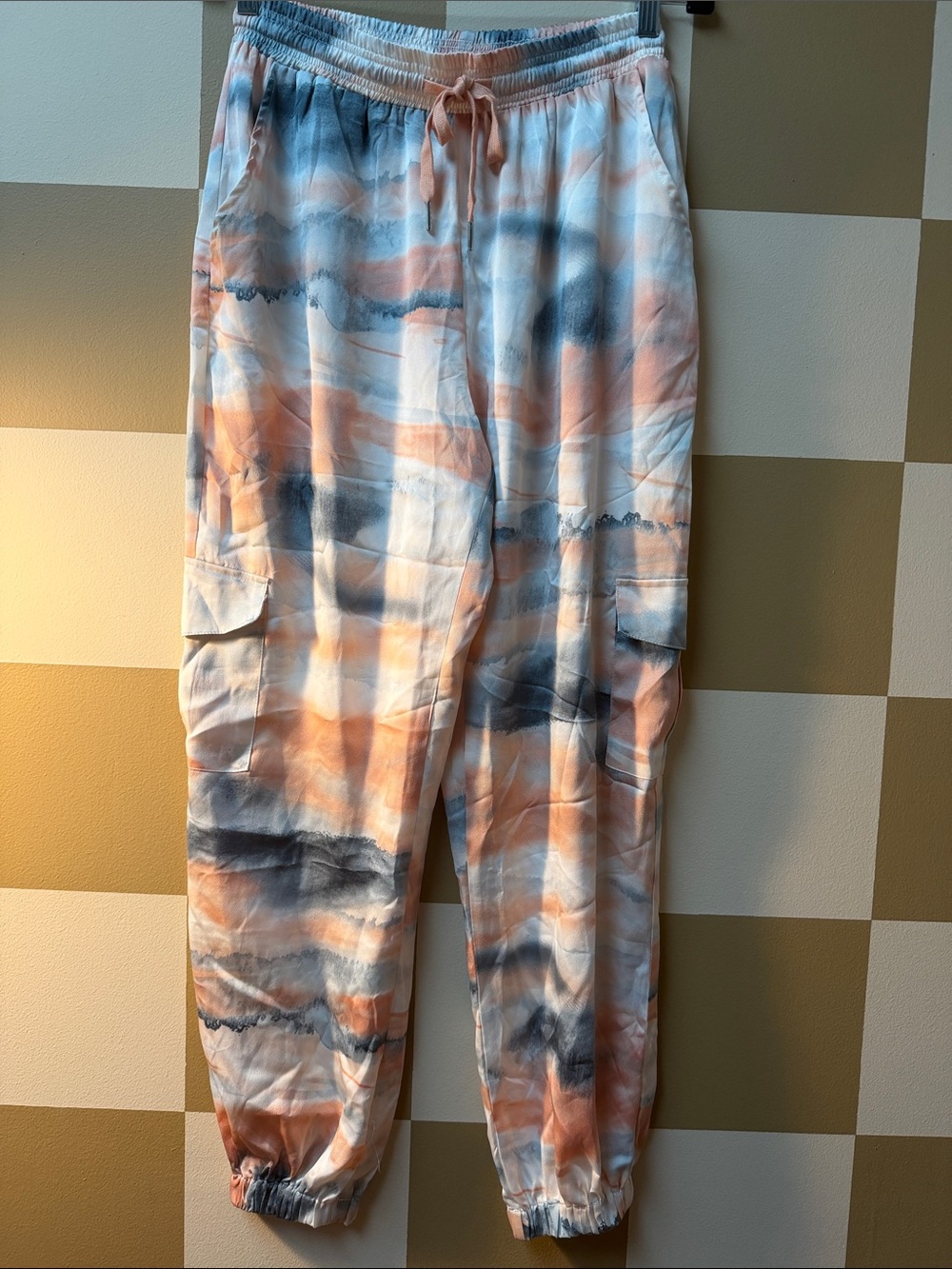 Kori Women's Tie-Dye Cargo Joggers in Peach & Blue